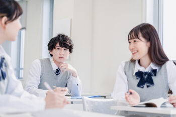 学生の談笑